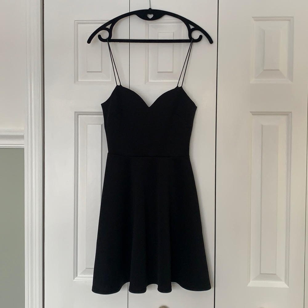 NWOT Scuba Sweetheart Mini Dress